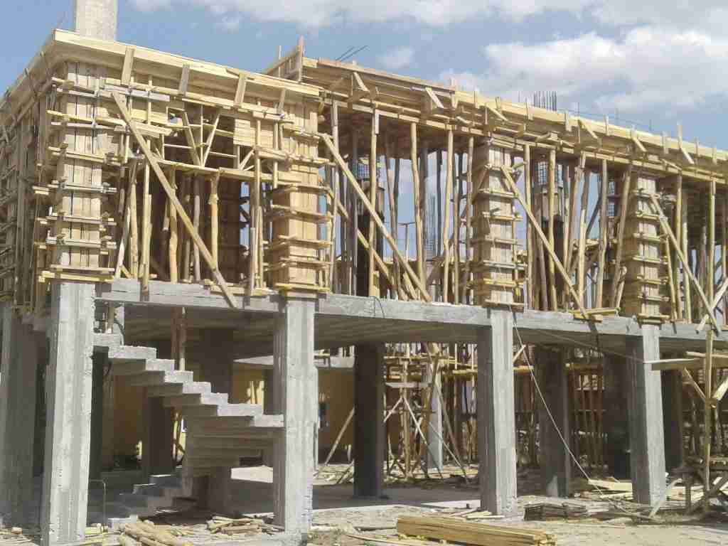 Hınıs İnşaat Kalıpçısı