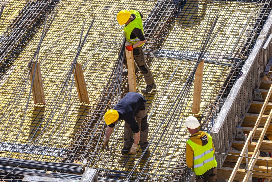 Hınıs İnşaat Kalıpçısı